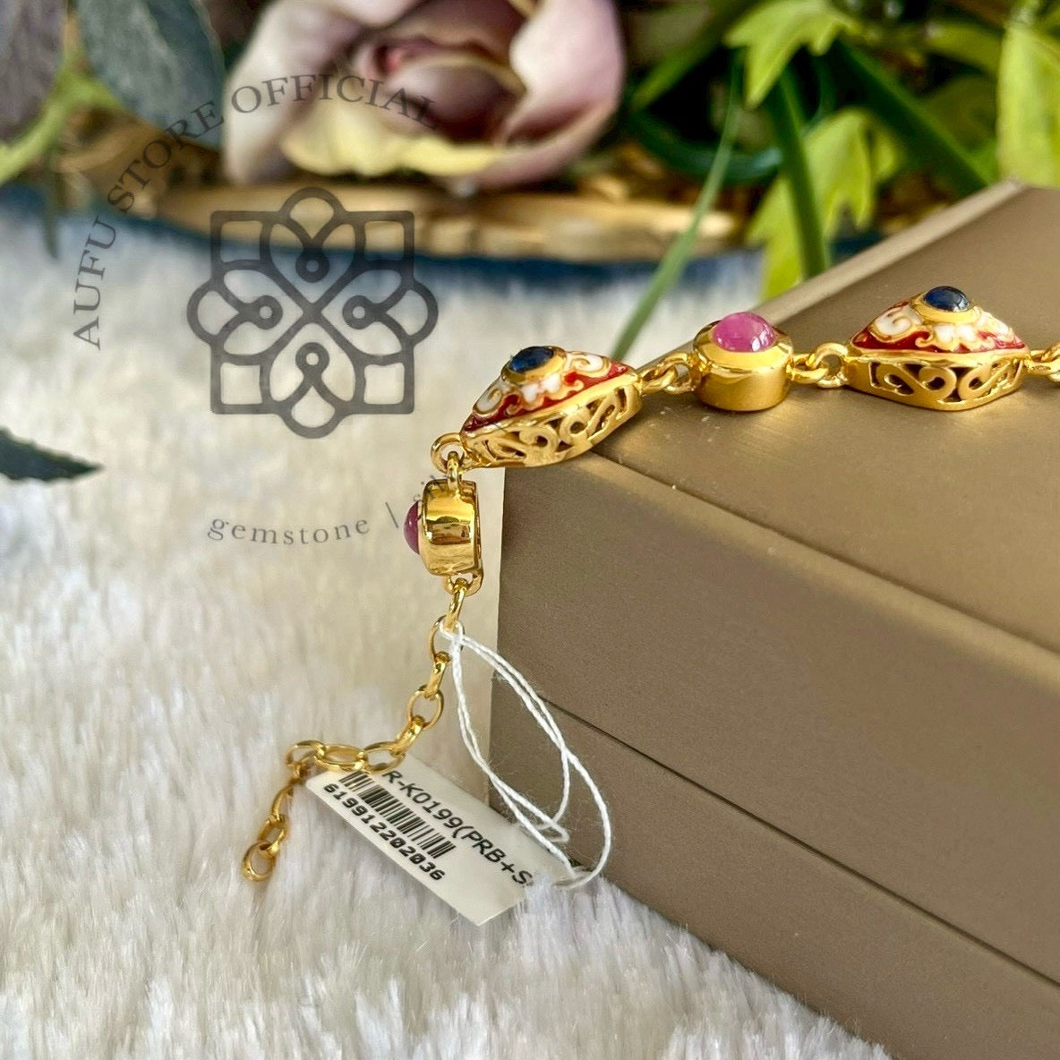 สร้อยข้อมือทับทิมลงยา รุ่น “Royal Ruby Heritage” “ราชชาดาศิลป์ Royal Ruby Heritage – Enamel & Ruby Bracelet