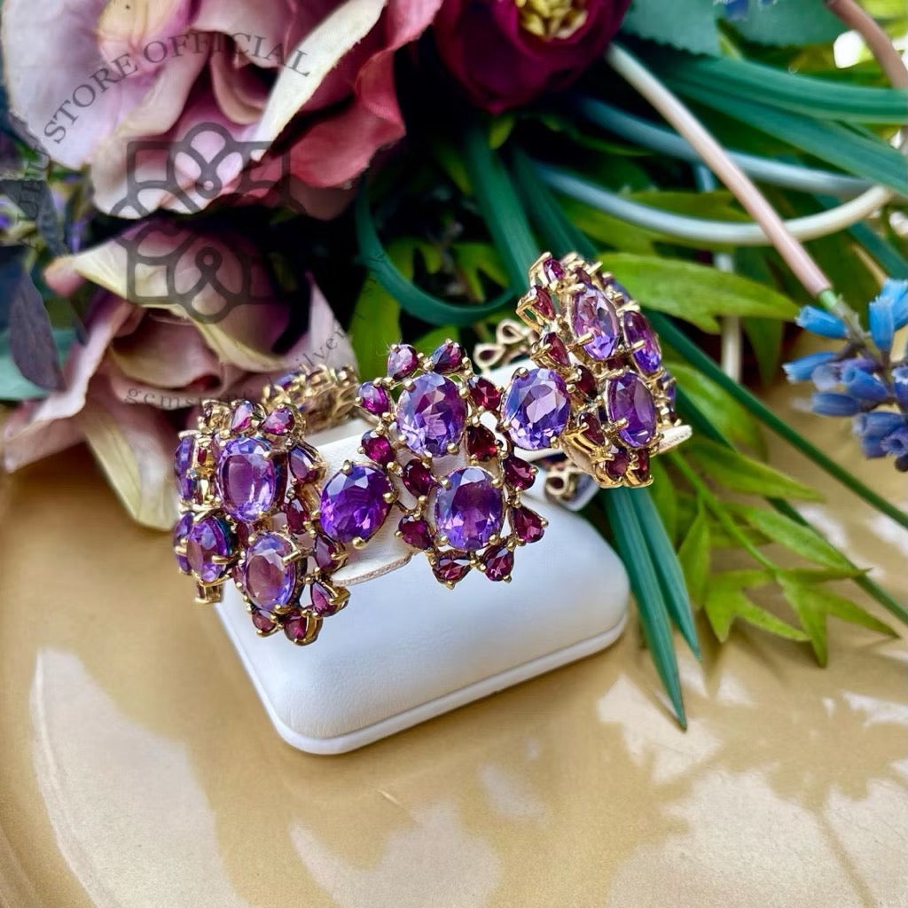 สร้อยข้อมืออเมทิสต์ดีไซน์คลัสเตอร์ ประดับพลอยสีม่วง สไตล์หรูหราคลาสสิก   Luxury Amethyst Cluster Bracelet in Classic Elegant Design
