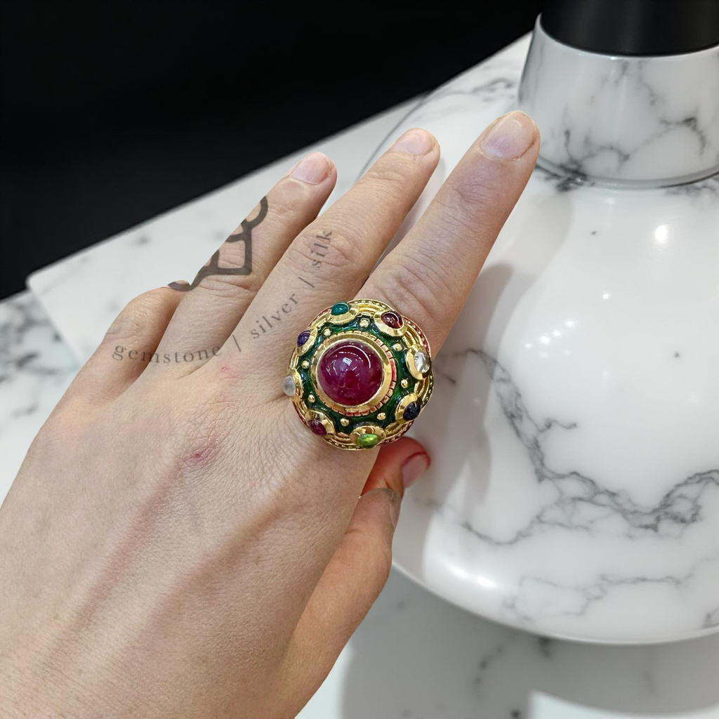 แหวนทับทิมนพเก้า “จักรวาลมงคล” งานลงยาละเอียด Ruby Navaratna Dome Ring – “Cosmic Prosperity” Collection