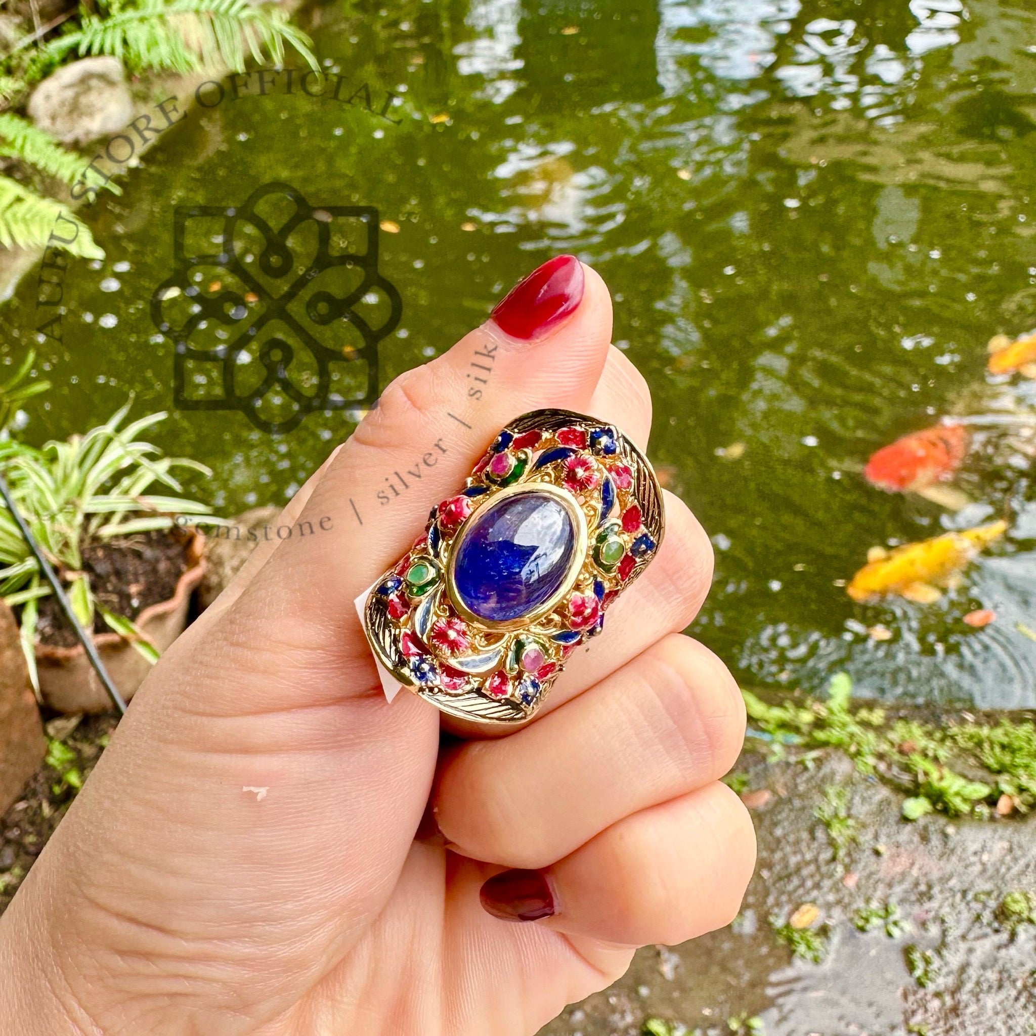 แหวนไพลินประดับพลอยหลายสี – งานลงยาโบราณ (Sapphire Multi-Gem Enamel Ring) Blue Sapphire Multi-Gem Enamel Statement Ring – Handcrafted