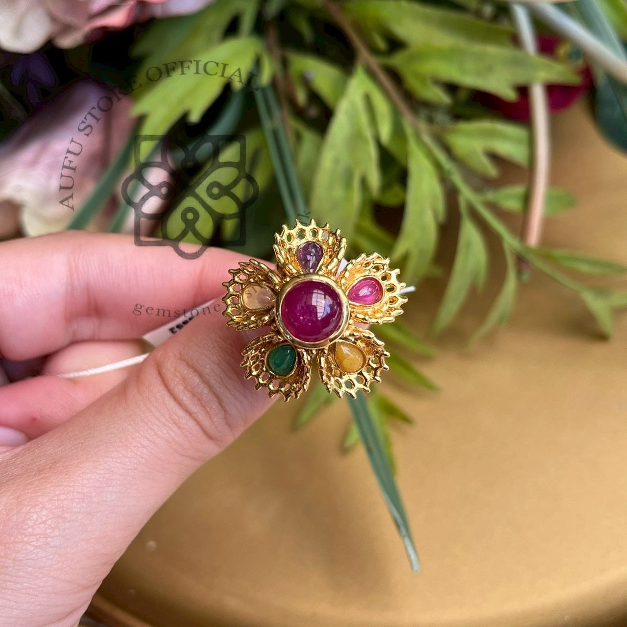 แหวนทับทิมนพรัตน์ดีไซน์ดอกไม้ “Royal Navaratna Bloom” ลายบุปผาราชนี Royal Navaratna Bloom – Ruby & Navaratna Floral Ring