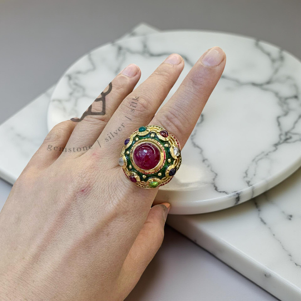 แหวนทับทิมนพเก้า “จักรวาลมงคล” งานลงยาละเอียด Ruby Navaratna Dome Ring – “Cosmic Prosperity” Collection