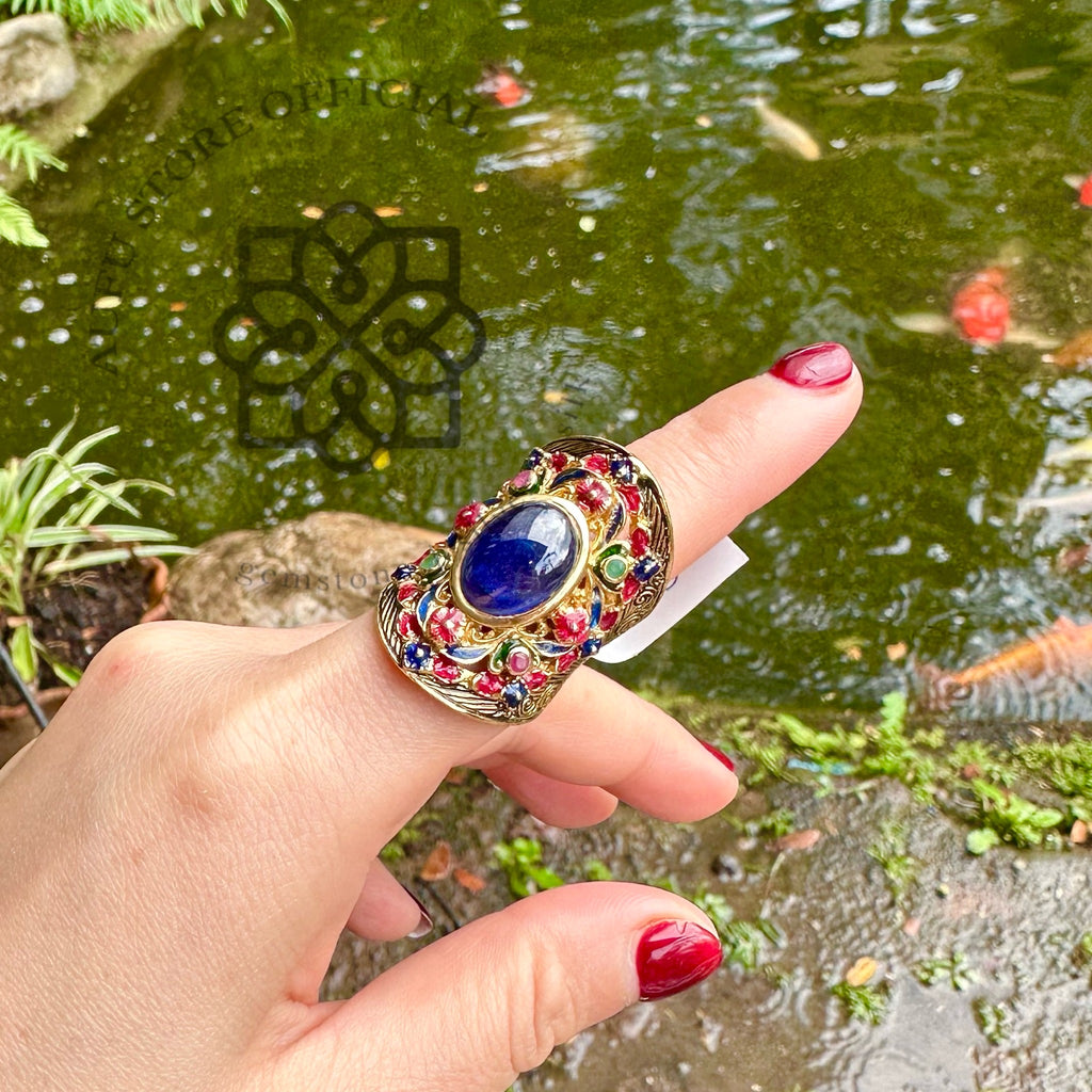 แหวนไพลินประดับพลอยหลายสี – งานลงยาโบราณ (Sapphire Multi-Gem Enamel Ring) Blue Sapphire Multi-Gem Enamel Statement Ring – Handcrafted